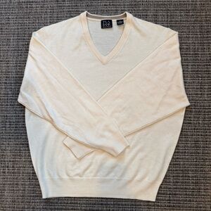 Jos. A. Bank Cream V-Neck Sweater Classic Style 100% Merino Wool